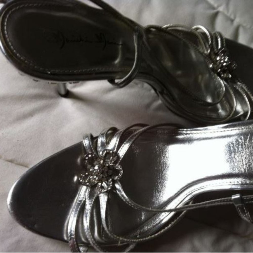 Latin Dance Shoes: Silver Diamond-Encrusted  Size